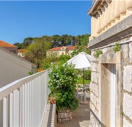 1 Bedroom Apartment with Terrace near Dubrovnik Old Town, Sleeps 2-4